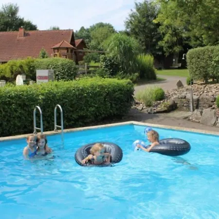 In Germany With Garden Terrace Διαμέρισμα Bredenborn