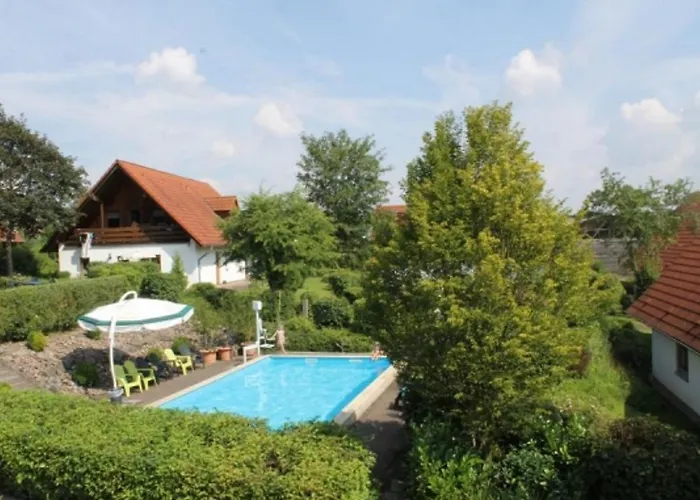 In Germany With Garden Terrace Apartamento Bredenborn